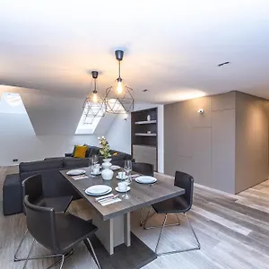  דירה Wishlist Residences - Old Town Square
